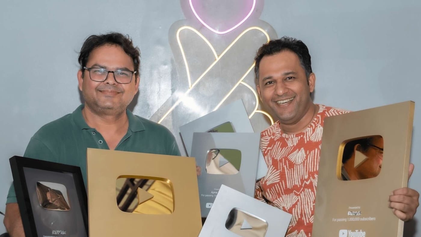 Creators working together at Videoschool